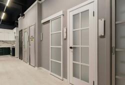 Фирменный салон «Варшавский». Раздвижные и складные двери